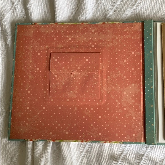NWOT Scrapbook Album - Picture 3 of 7
